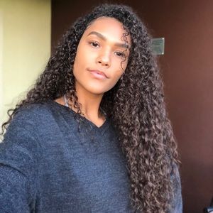 Meet your Posher, Jade